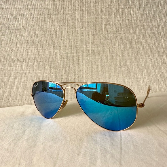 Ray-Ban Aviator Flash Lenses Polarized in Matte Gold / Blue Lens - Picture 4 of 10